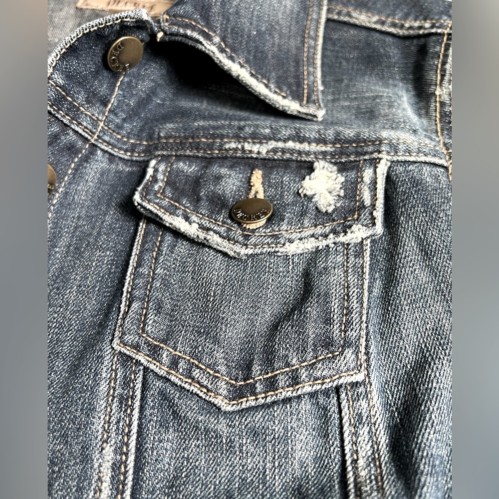 Decree Distressed Denim Jacket - image 5